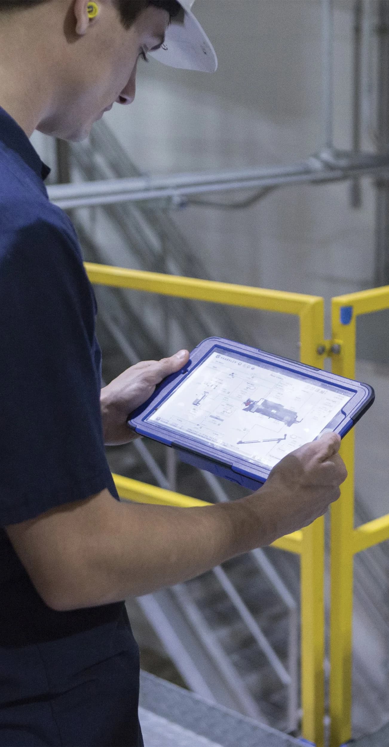 Real-time process monitoring from an integrated control room